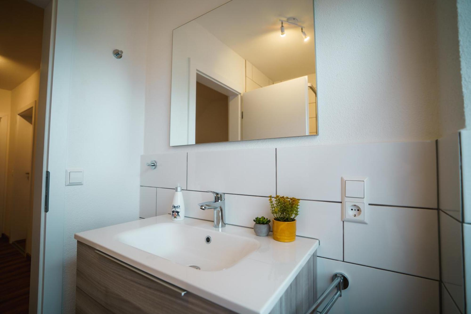 Doppelzimmer 3 - Neu Renoviert ディンケルスビュール エクステリア 写真